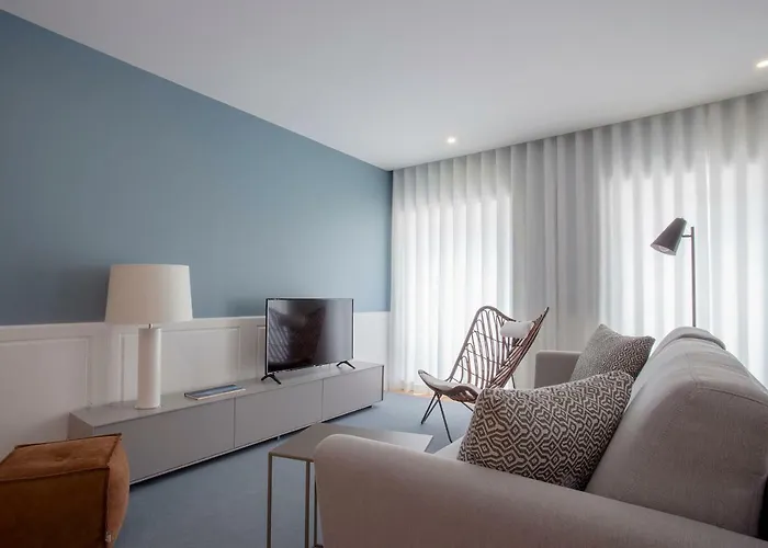 Liiiving In Porto | Downtown Luxury Studio